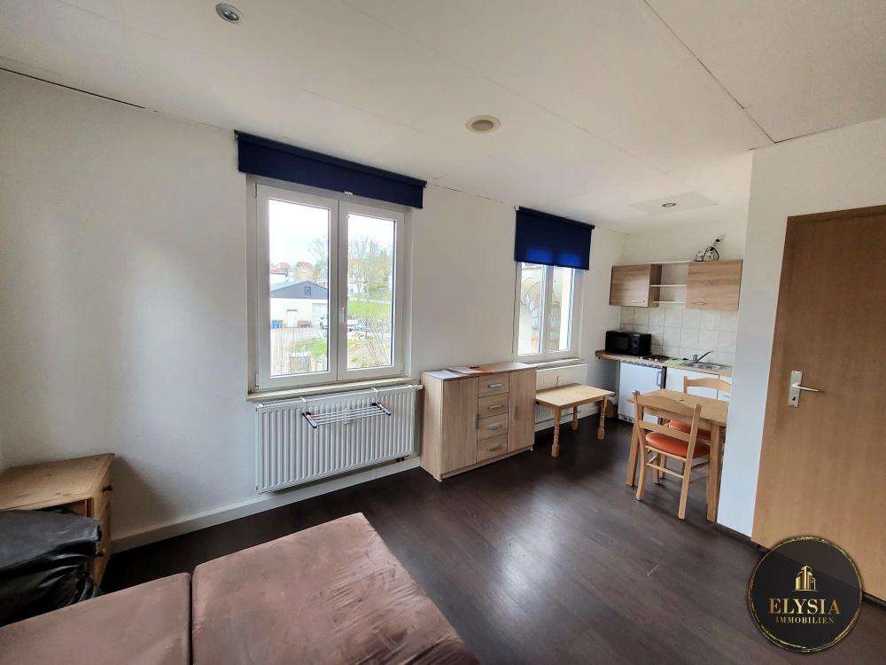 Thumbnail-Wohnung zum Mieten in Zwickau 220,00 € 32 m²