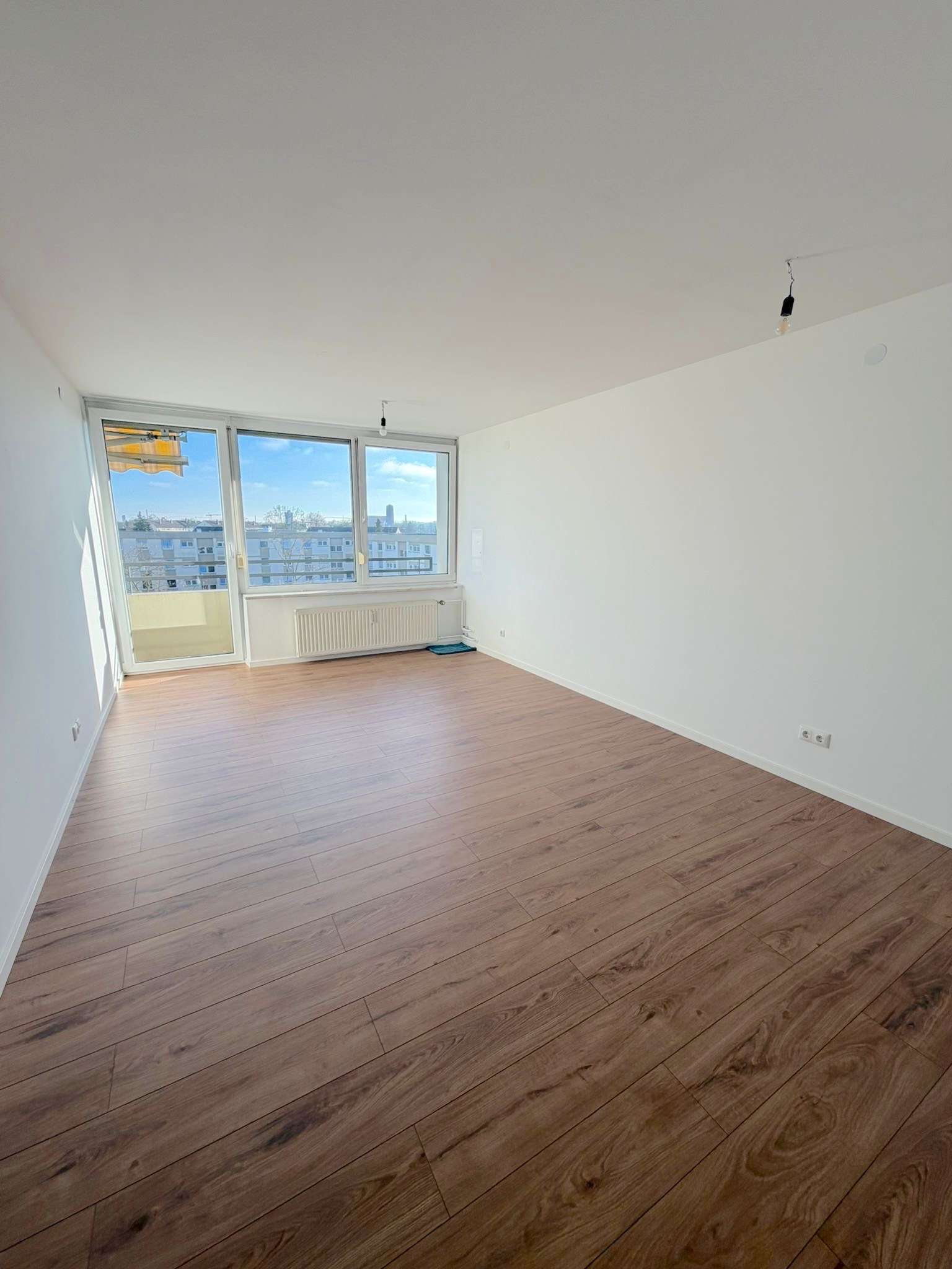 Thumbnail-Wohnung zum Kaufen in Augsburg 248.000,00 € 57.54 m²