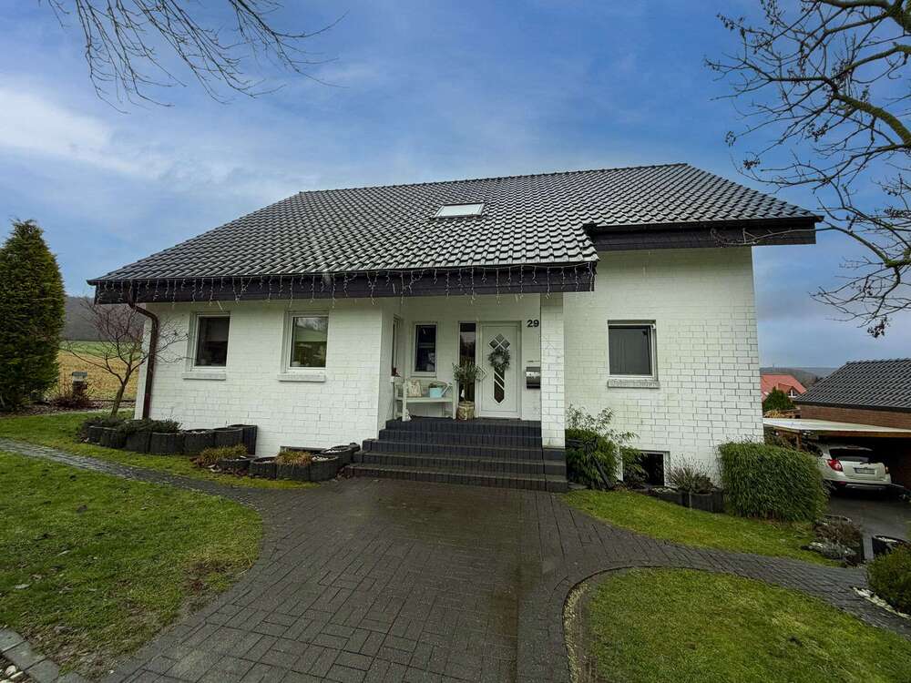 Thumbnail-Haus zum Kaufen in Lichtenau Husen 375.000,00 € 140 m²