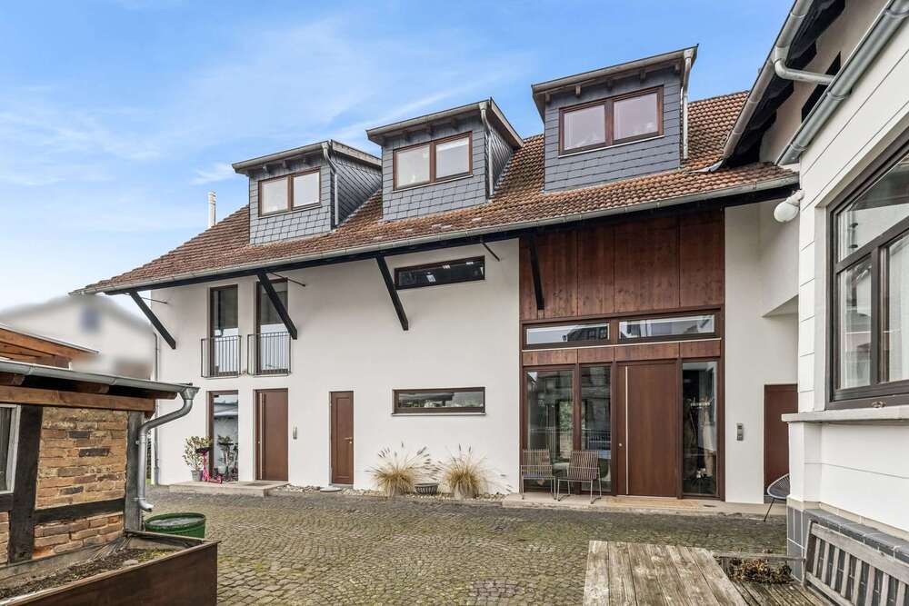 Thumbnail-Haus zum Kaufen in Wettenberg 795.000,00 € 379 m²