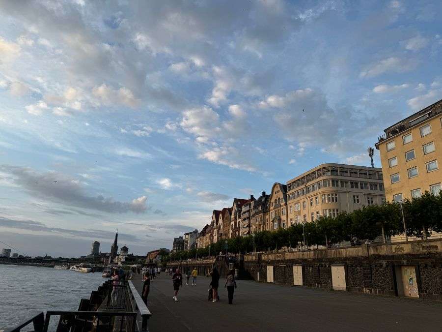 Thumbnail-Wohnung zum Kaufen in Düsseldorf 598.000,00 € 105 m²