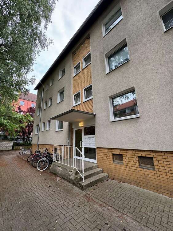 Thumbnail-Wohnung zum Kaufen in Hannover 240.000,00 € 63.5 m²