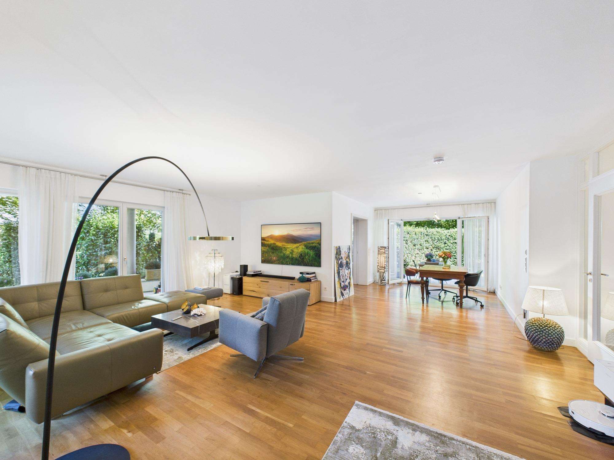 Thumbnail-Wohnung zum Kaufen in München 2.850.000,00 € 203.7 m²