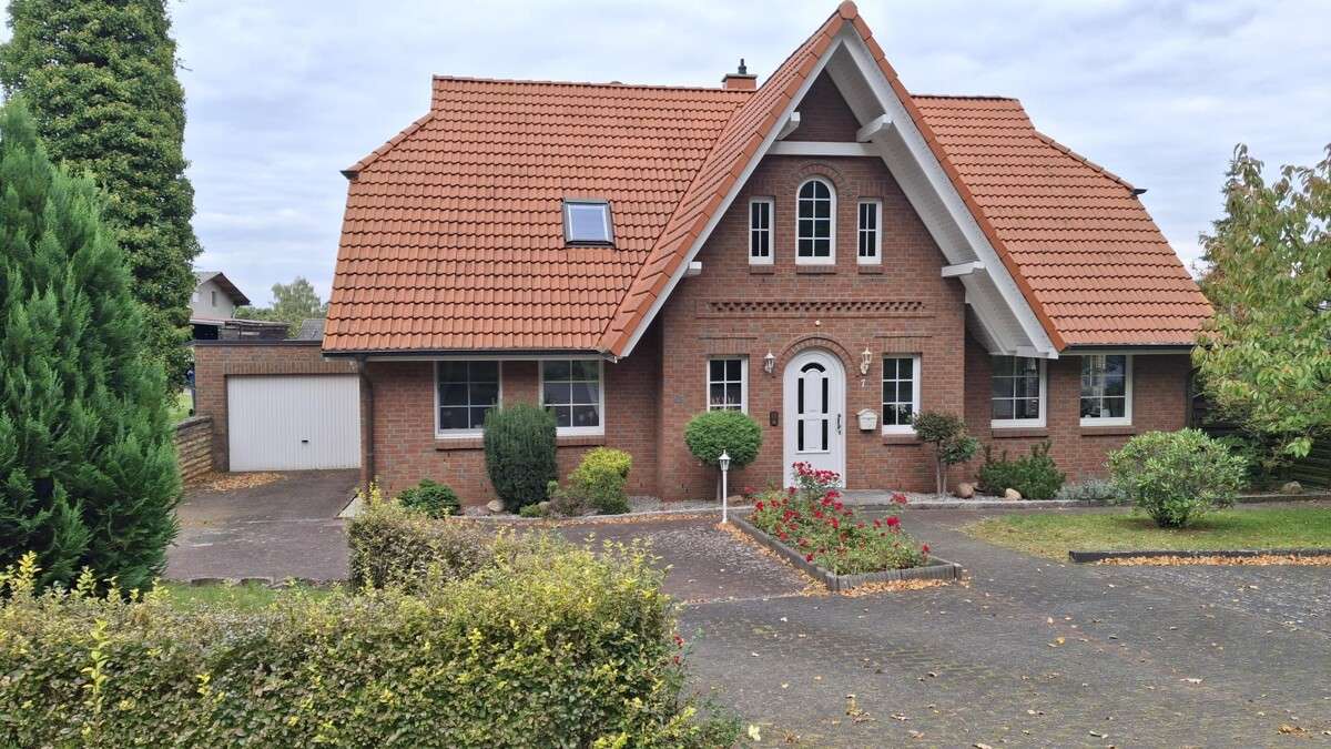 Thumbnail-Haus zum Kaufen in Sukow 399.000,00 € 187 m²