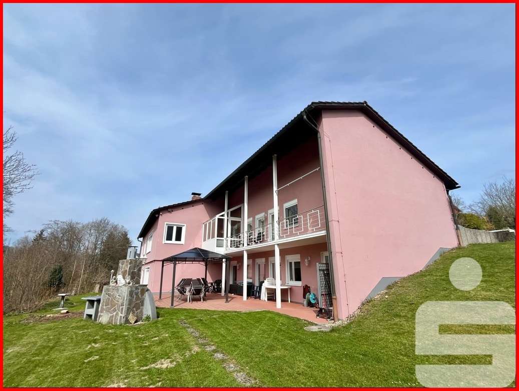 Thumbnail-Haus zum Kaufen in Grafenau 399.000,00 € 297 m²