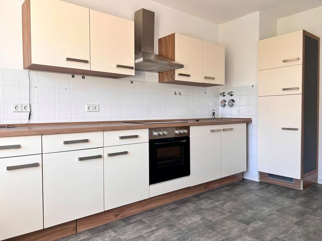 Thumbnail-Wohnung zum Mieten in Zwickau 295,00 € 51.22 m²