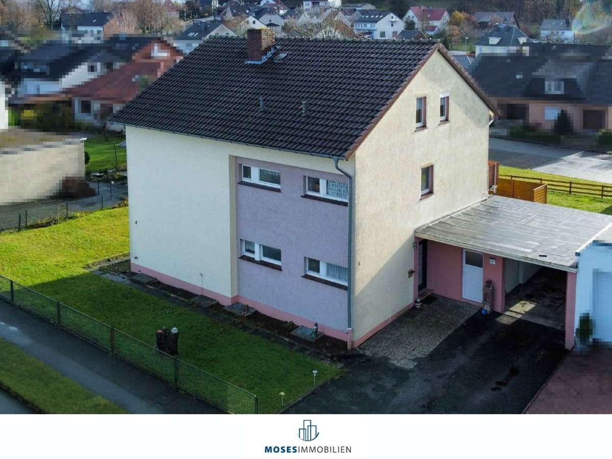 Thumbnail-Haus zum Kaufen in Bad Driburg 159.000,00 € 158.74 m²