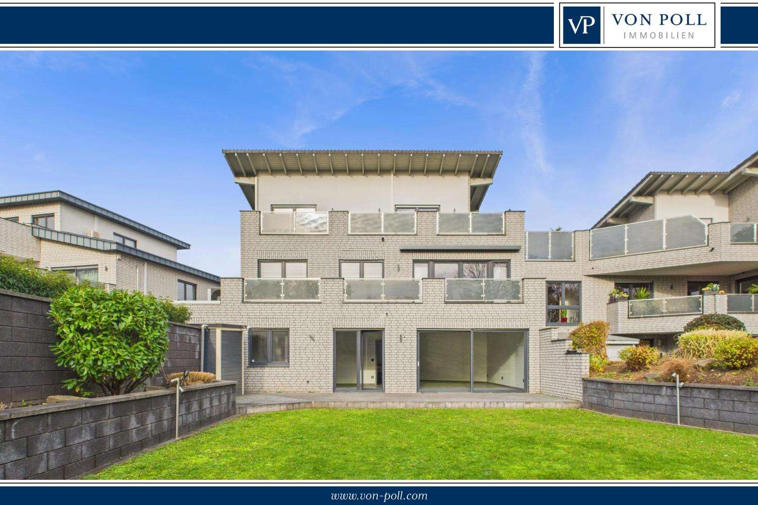 Thumbnail-Haus zum Mieten in Pulheim 3.000,00 € 291.68 m²