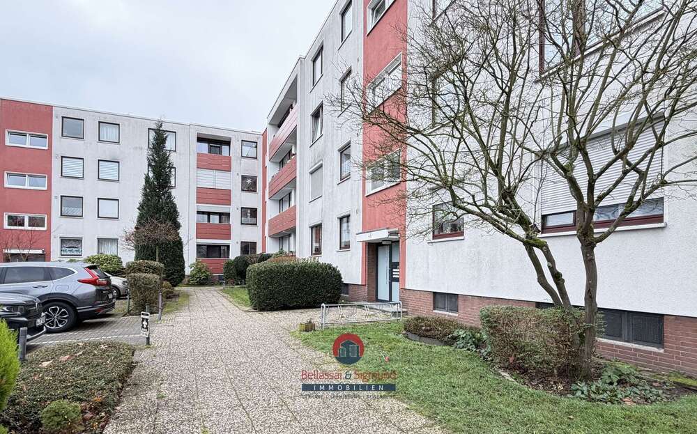 Thumbnail-Wohnung zum Kaufen in Krefeld 74.900,00 € 38.82 m²