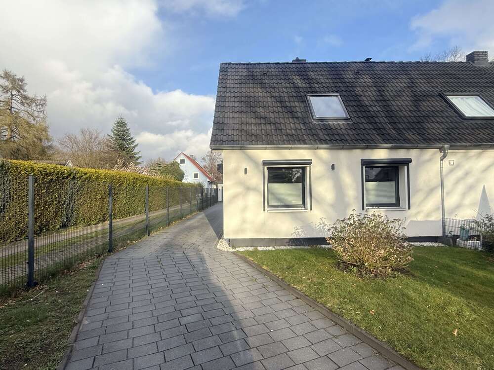 Thumbnail-Haus zum Kaufen in Altona - Hamburg Lurup 645.000,00 € 123 m²