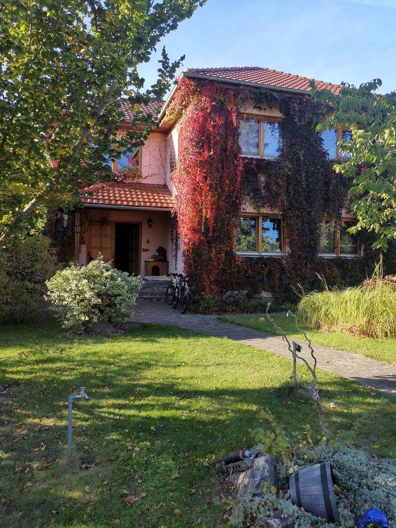 Thumbnail-Haus zum Kaufen in Falkensee 850.000,00 € 220 m²