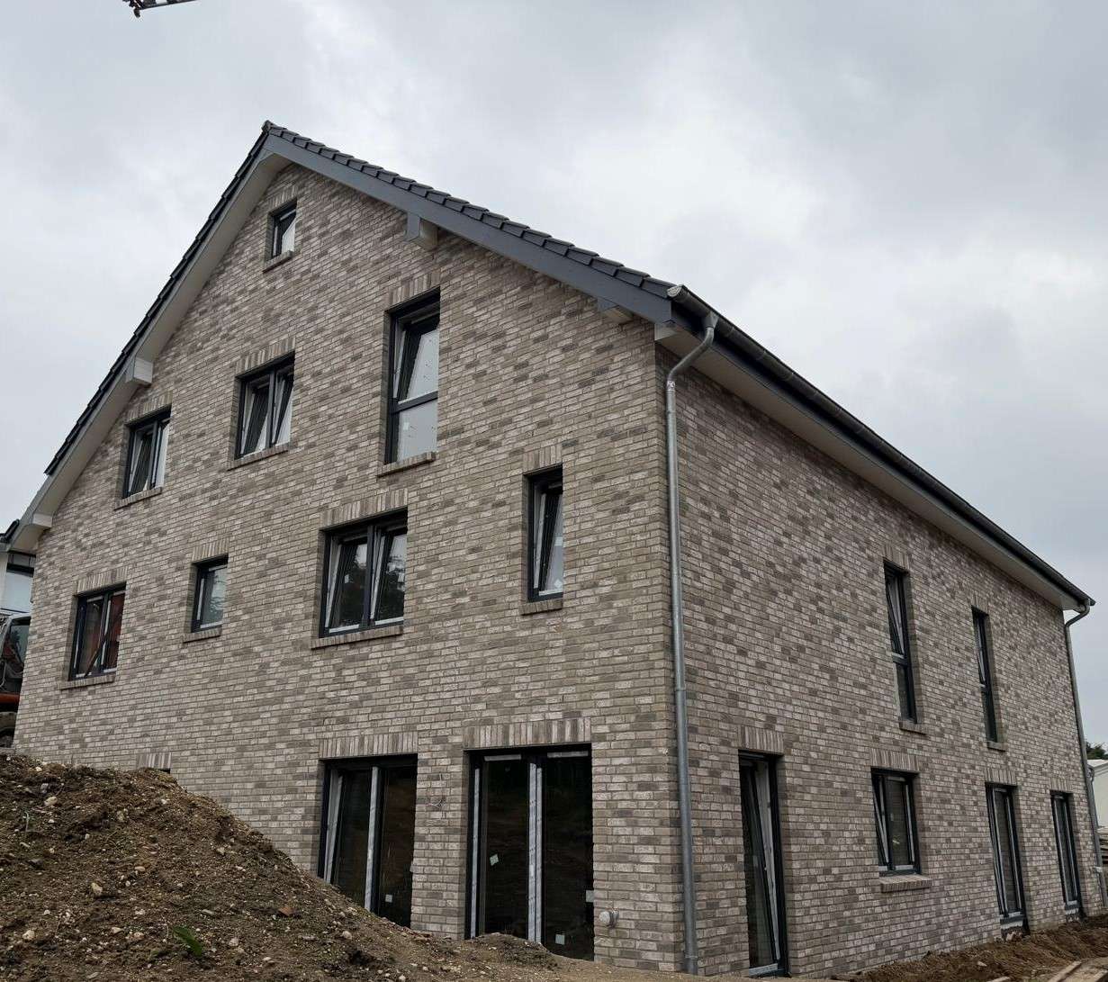 Thumbnail-Haus zum Mieten in Kleve 2.500,00 € 250 m²