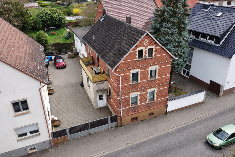 Thumbnail-Haus zum Kaufen in Reichelsheim (Wetterau) 249.000,00 € 170.3 m²