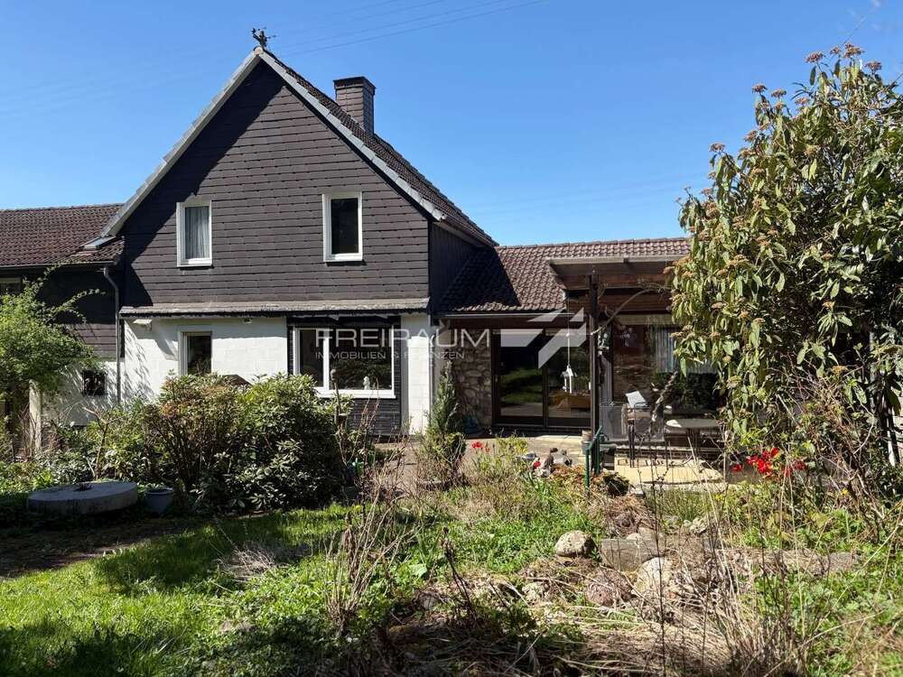 Thumbnail-Haus zum Kaufen in Netphen 265.000,00 € 224 m²