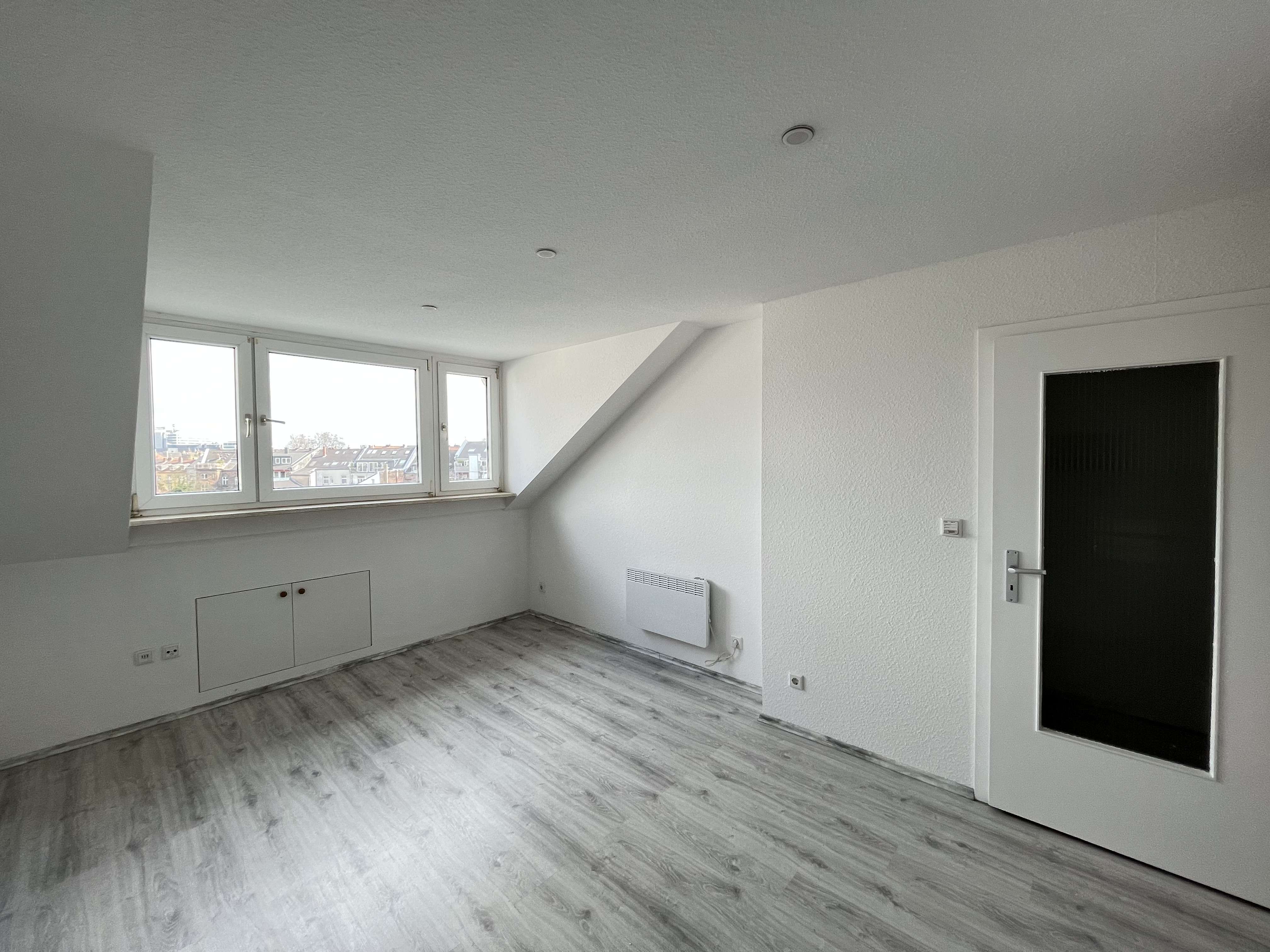 Thumbnail-Wohnung zum Kaufen in Düsseldorf 129.000,00 € 27.3 m²