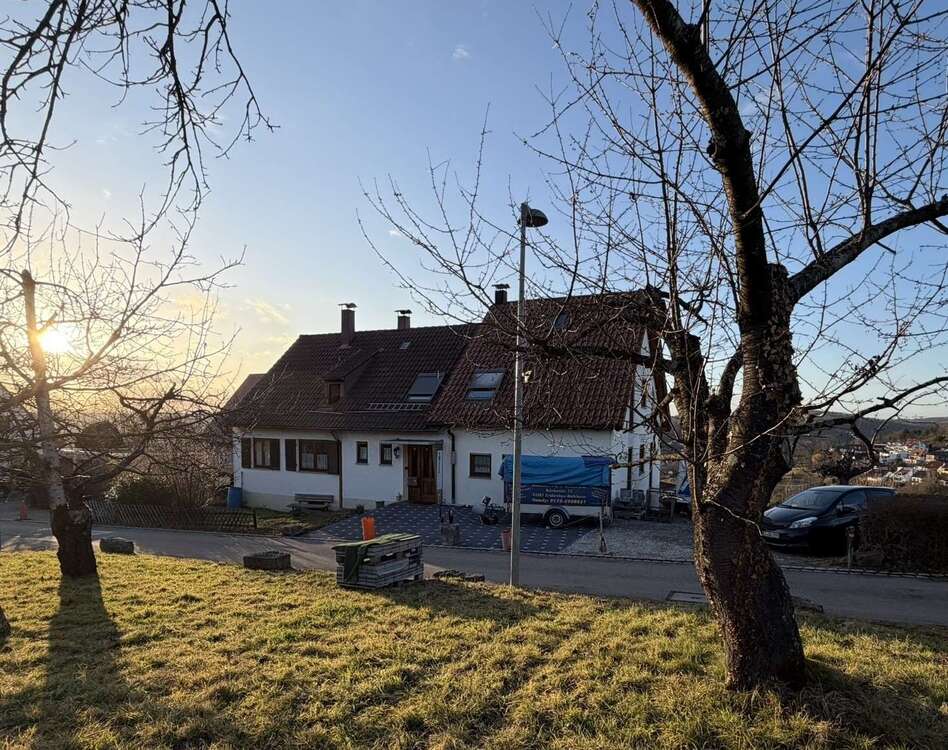 Thumbnail-Haus zum Kaufen in Esslingen am Neckar 950.000,00 € 251 m²