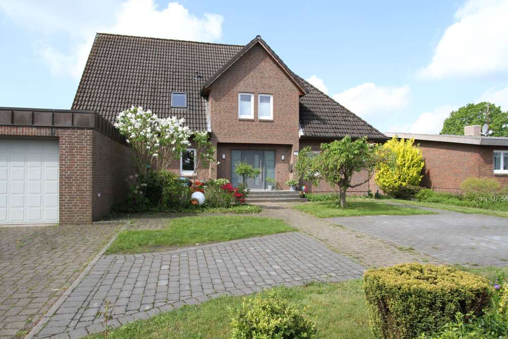 Thumbnail-Haus zum Kaufen in Steinburg OT. Mollhagen 699.000,00 € 256 m²