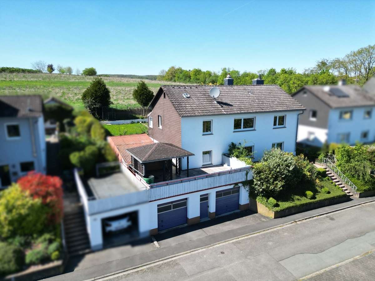 Thumbnail-Haus zum Kaufen in Weimar Wenkbach 379.000,00 € 173 m²