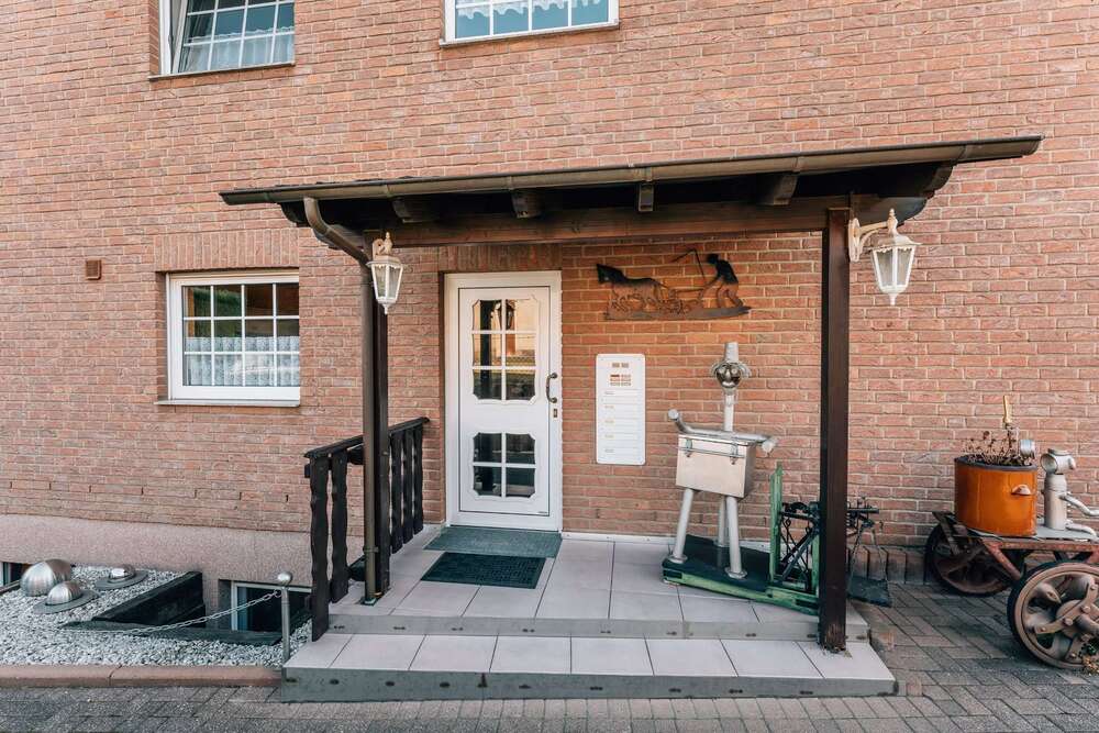 Thumbnail-Wohnung zum Kaufen in Brühl 115.000,00 € 34.43 m²