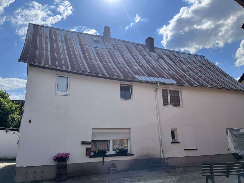 Thumbnail-Haus zum Kaufen in Löhnberg- Selters 100.000,00 € 174 m²