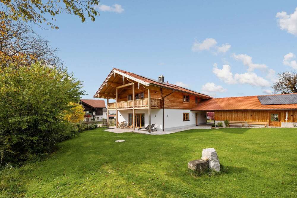 Thumbnail-Haus zum Kaufen in Siegsdorf 1.850.000,00 € 199 m²