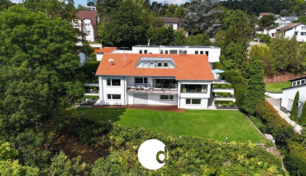 Thumbnail-Haus zum Kaufen in Leonberg 3.300.000,00 € 598 m²