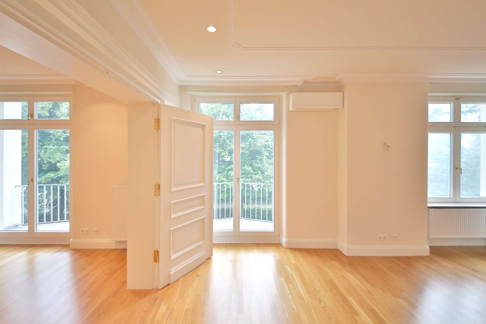 Thumbnail-Wohnung zum Kaufen in Baden-Baden 2.500.000,00 € 312 m²