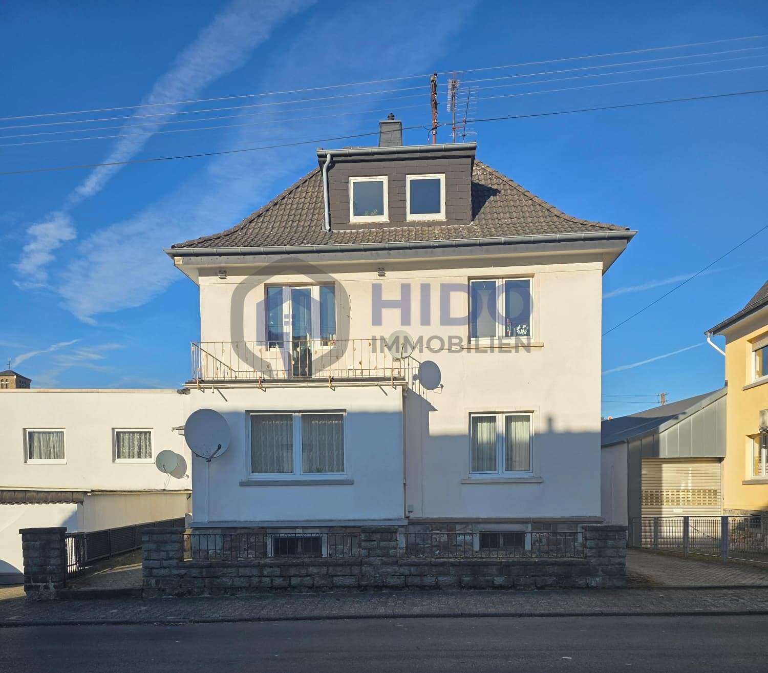 Thumbnail-Haus zum Kaufen in Ransbach-Baumbach 299.000,00 € 203 m²