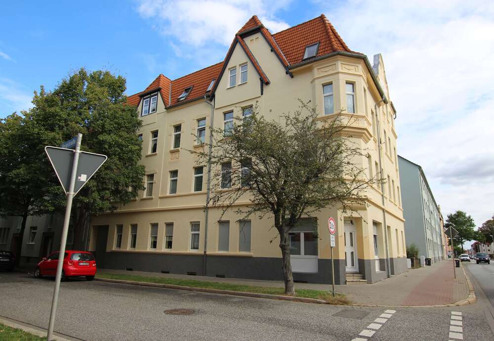 Thumbnail-Wohnung zum Kaufen in Halberstadt 59.000,00 € 70 m²