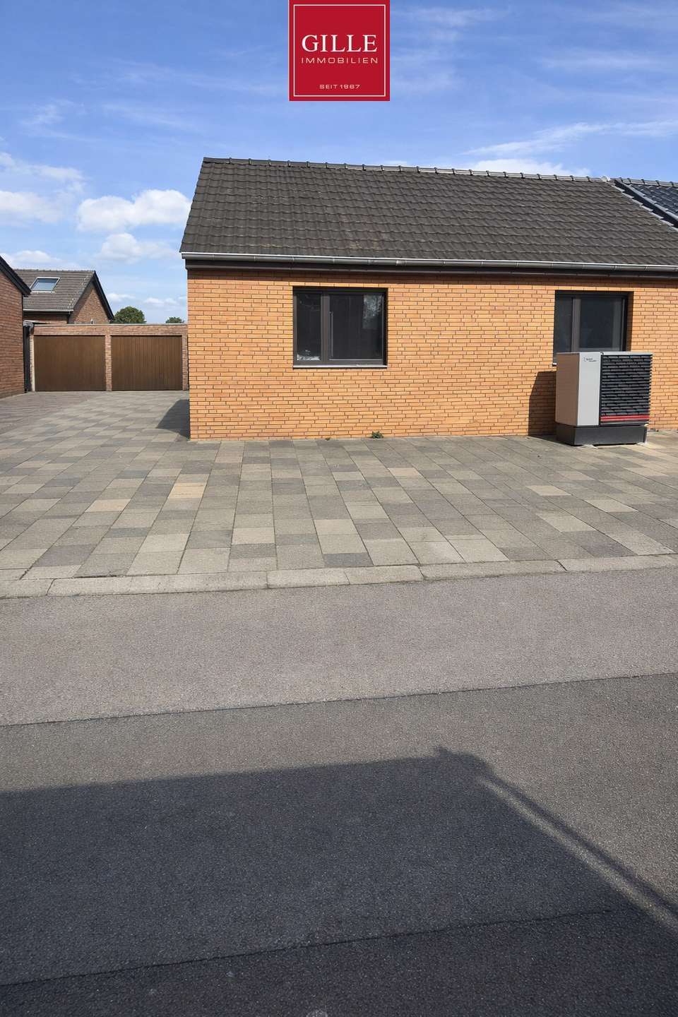 Thumbnail-Haus zum Kaufen in Rommerskirchen 375.000,00 € 160.37 m²