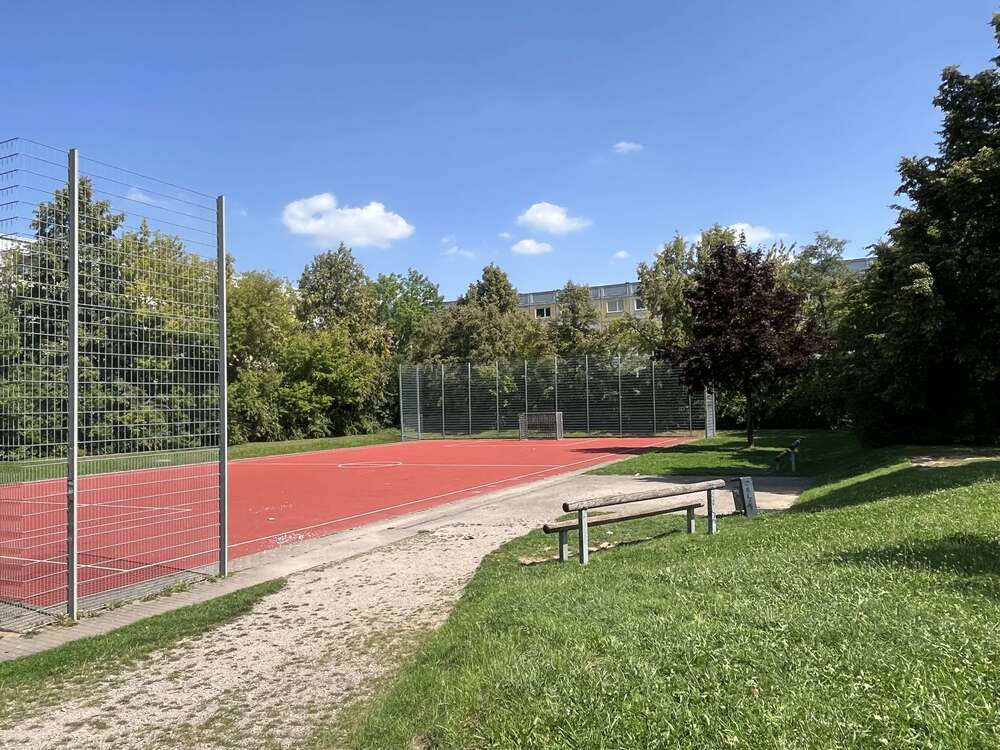 Thumbnail-Wohnung zum Mieten in Zwickau 449,00 € 90 m²