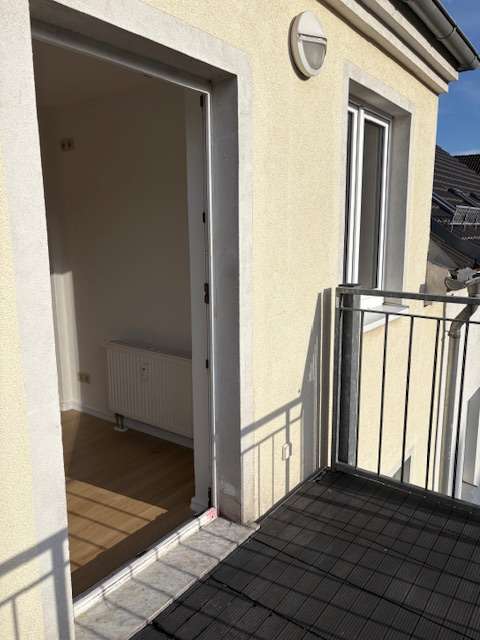 Thumbnail-Wohnung zum Mieten in Werdau 400,00 € 70 m²