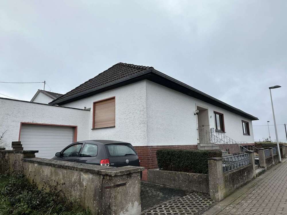 Thumbnail-Haus zum Kaufen in Bad Neuenahr-Ahrweiler Ramersbach 299.000,00 € 135.1 m²