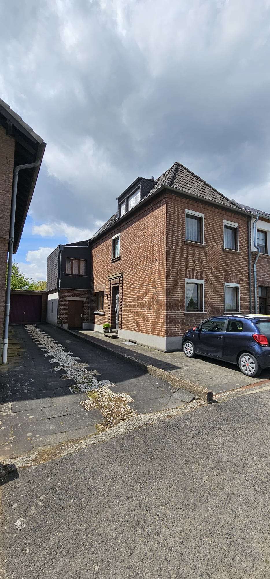 Thumbnail-Haus zum Kaufen in Erftstadt-Ahrem 349.000,00 € 142 m²