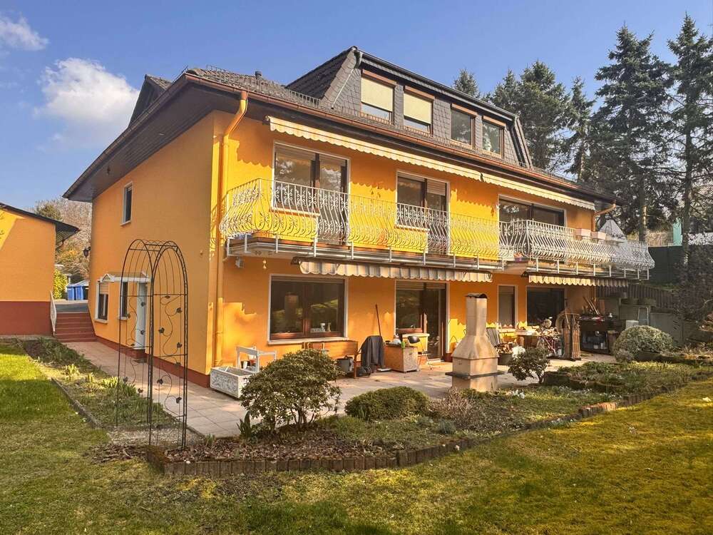 Thumbnail-Haus zum Kaufen in Taunusstein Neuhof 725.000,00 € 340 m²