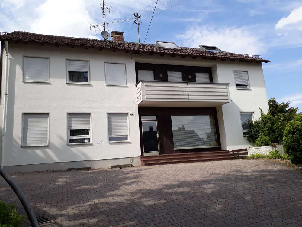 Thumbnail-Haus zum Kaufen in Neusäß 663.000,00 € 283.6 m²