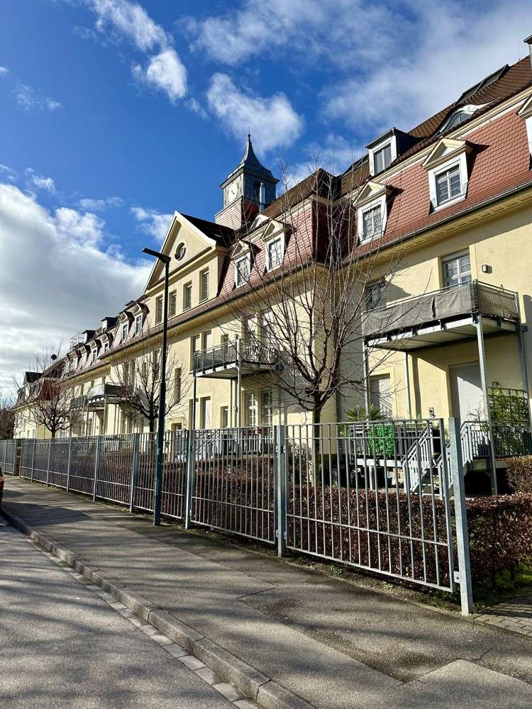 Thumbnail-Wohnung zum Kaufen in LahrSchwarzwald 490.000,00 € 151.8 m²