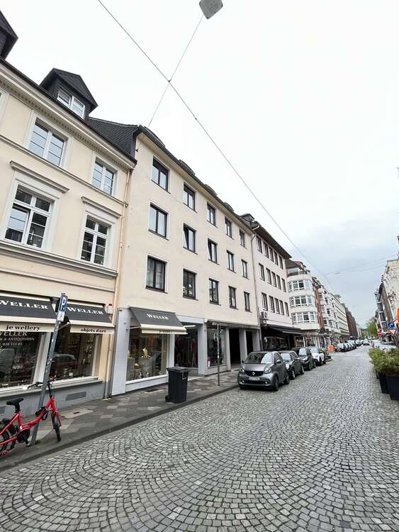 Thumbnail-Haus zum Kaufen in Düsseldorf 4.750.000,00 € 844 m²