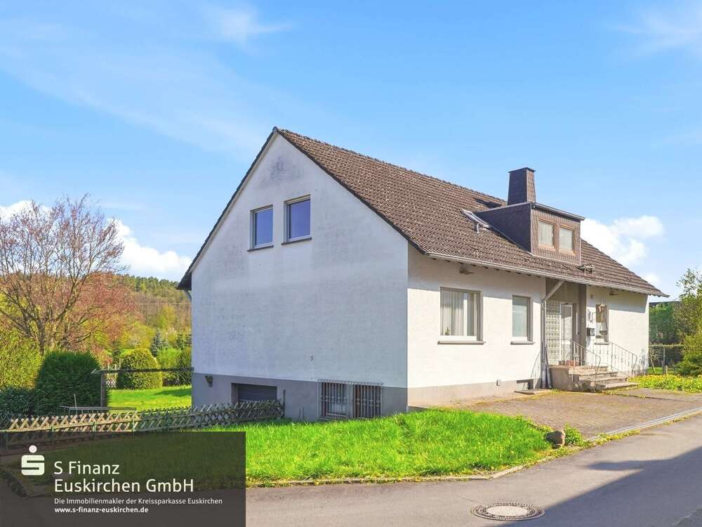 Thumbnail-Haus zum Kaufen in Euskirchen 349.000,00 € 190 m²