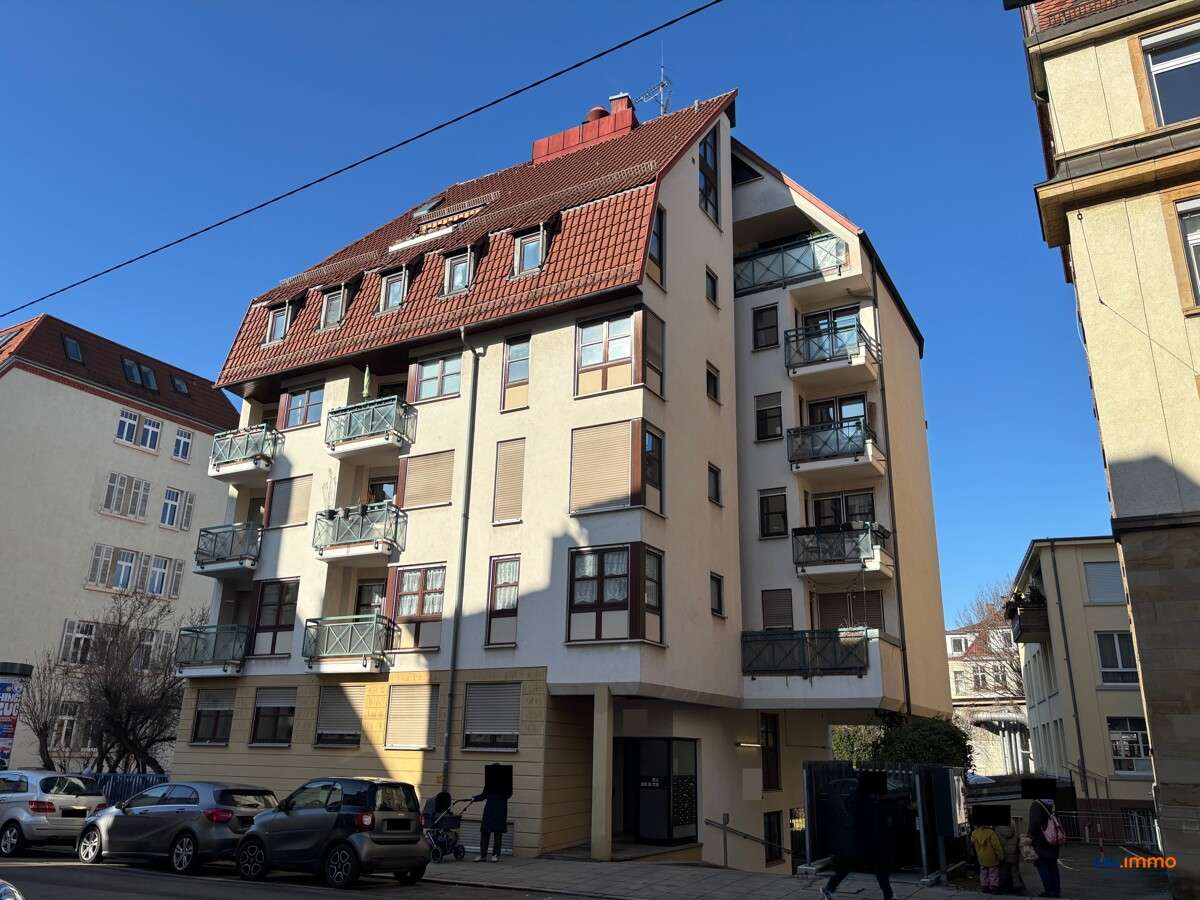 Thumbnail-Wohnung zum Kaufen in Stuttgart-Süd 386.000,00 € 74 m²