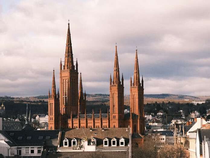 Thumbnail-Einzelhandel in Wiesbaden 2.736,00 € 72 m²