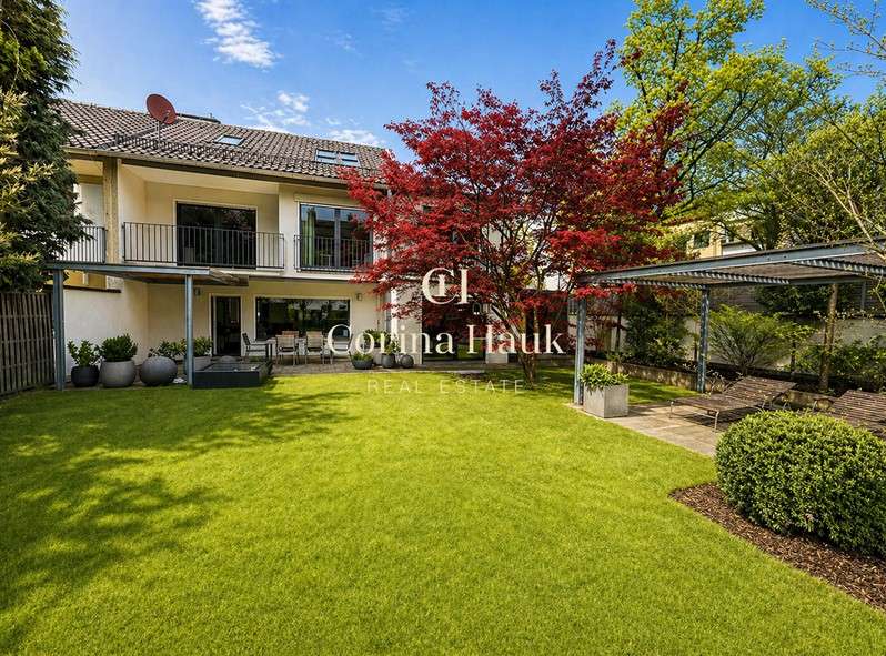 Thumbnail-Haus zum Kaufen in Augsburg 990.000,00 € 178.72 m²