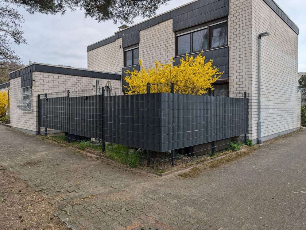 Thumbnail-Haus zum Kaufen in Darmstadt 1.250.000,00 € 358 m²