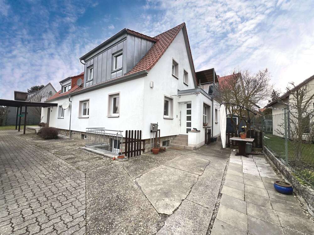 Thumbnail-Haus zum Kaufen in Höchberg 390.000,00 € 98 m²