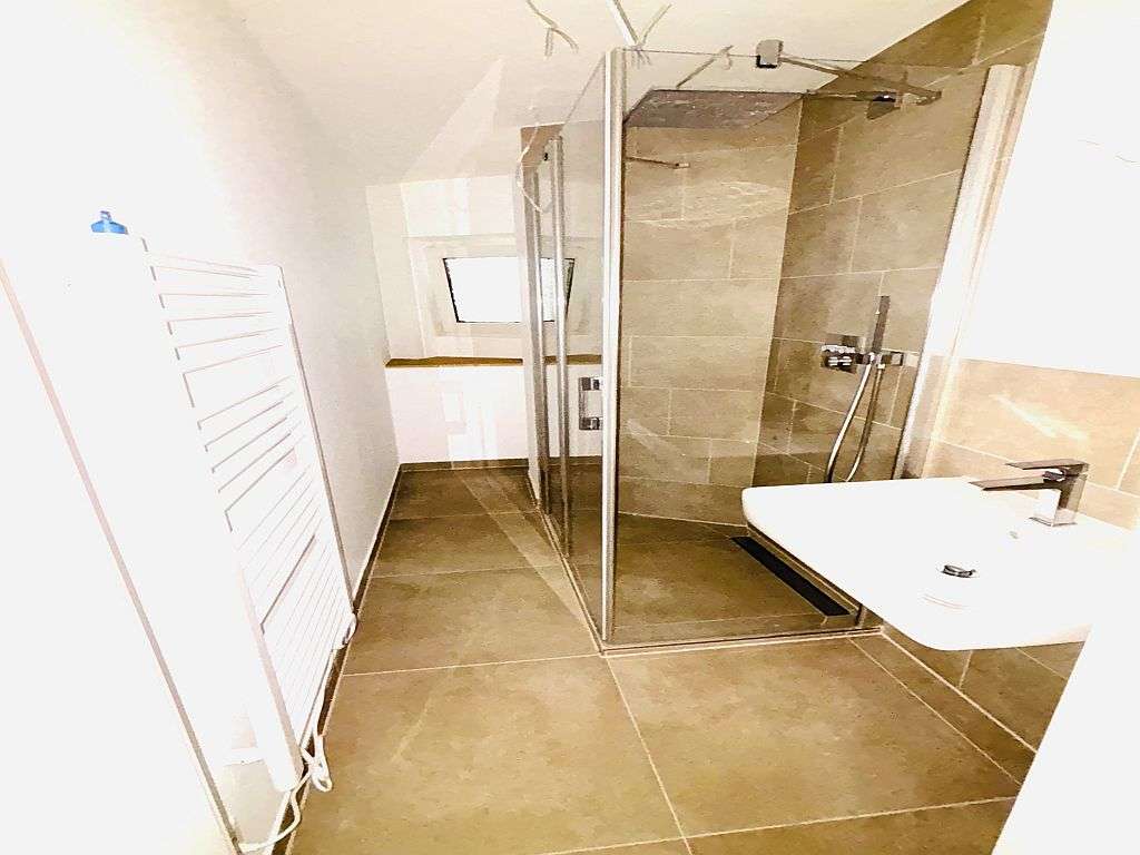 Thumbnail-Wohnung zum Kaufen in Düsseldorf 315.000,00 € 72 m²