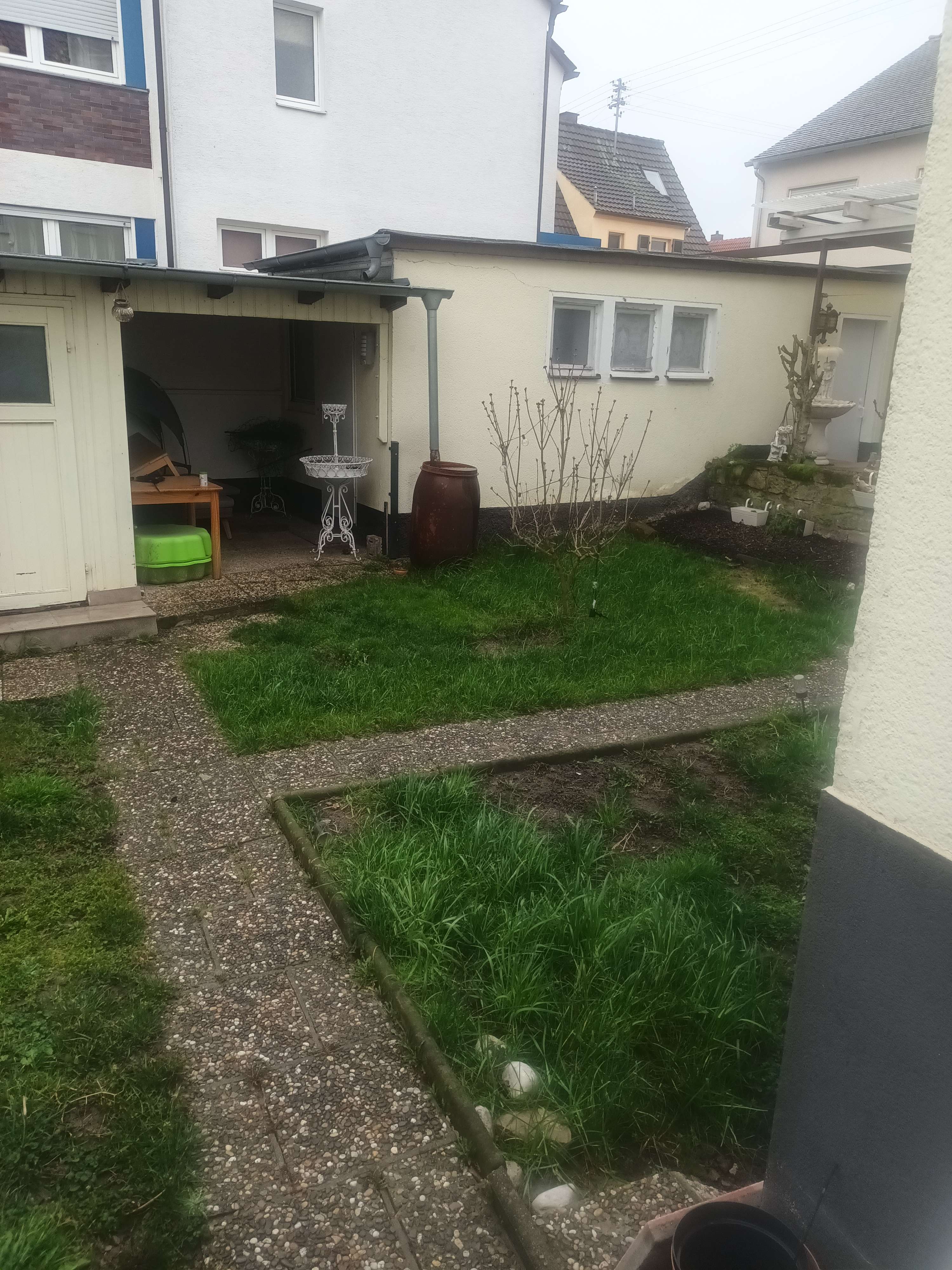 Thumbnail-Haus zum Kaufen in Ludwigshafen-Edigheim 690.000,00 € 225 m²