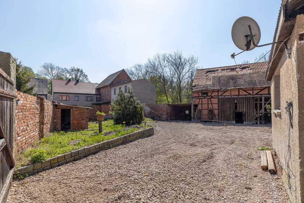 Thumbnail-Grundstück zu verkaufen in Nöda 150.000,00 € 1143 m²