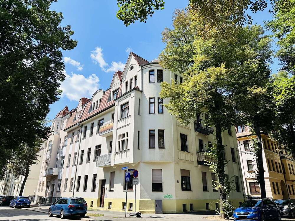 Thumbnail-Wohnung zum Kaufen in Zwickau 31.000,00 € 32.42 m²