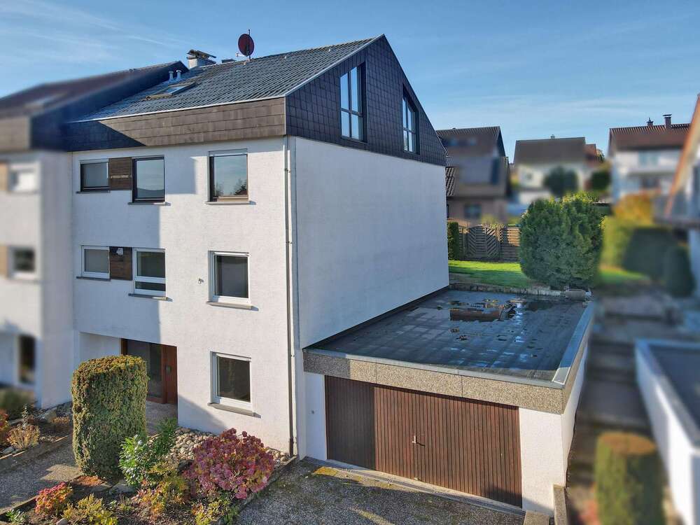 Thumbnail-Haus zum Mieten in Pforzheim Büchenbronn 1.400,00 € 200 m²
