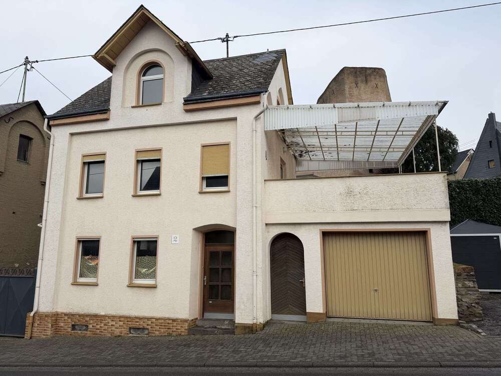 Thumbnail-Haus zum Kaufen in Münstermaifeld 69.000,00 € 140 m²